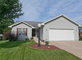 2120 4th Ave, Muscatine, IA 52761