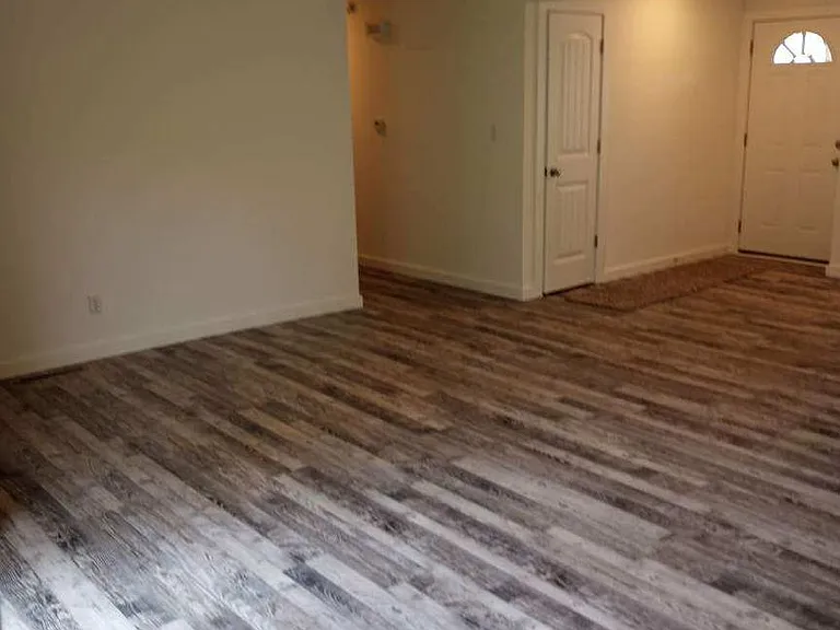 1261 S Plaza Ave — Photo 3