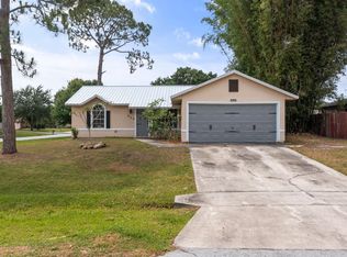 904 Spring St NW, Palm Bay, FL 32907