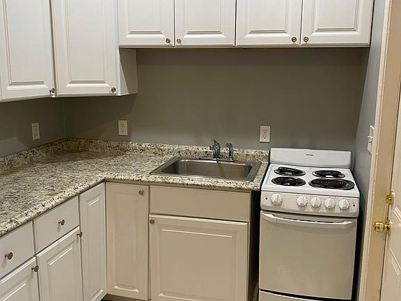 5th image of 129 NW 10th St #A