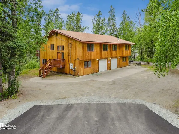 1400 E Mulchatna Dr #1, Wasilla, AK 99654