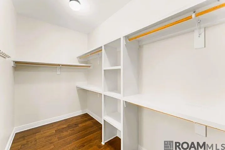 2904 Rue Dauphine — Photo 10