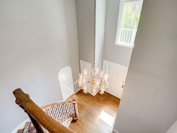 5th image of 7959 Yancey Dr