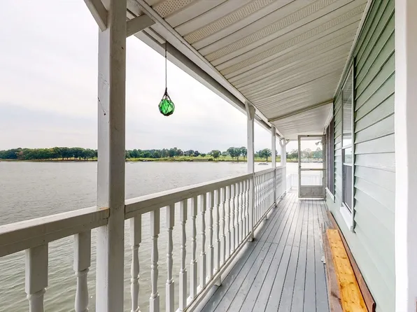 9 Parkview Ave, Beverly, MA 01915