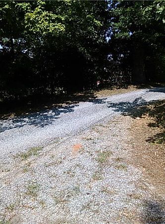 2nd image of 1003B Highland Dr