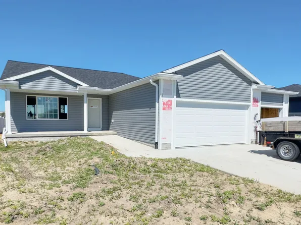 3702 V Ave, Kearney, NE 68847