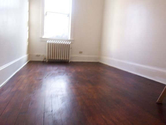 4th image of 14 Fairmount Ter