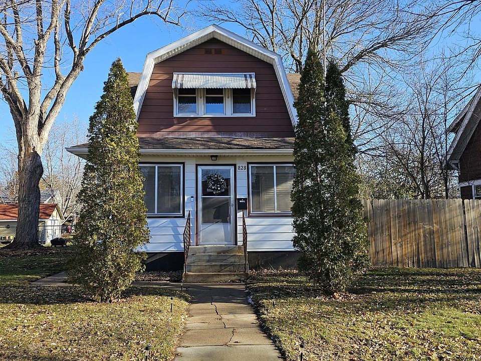 1st image of 828 31st Ave N