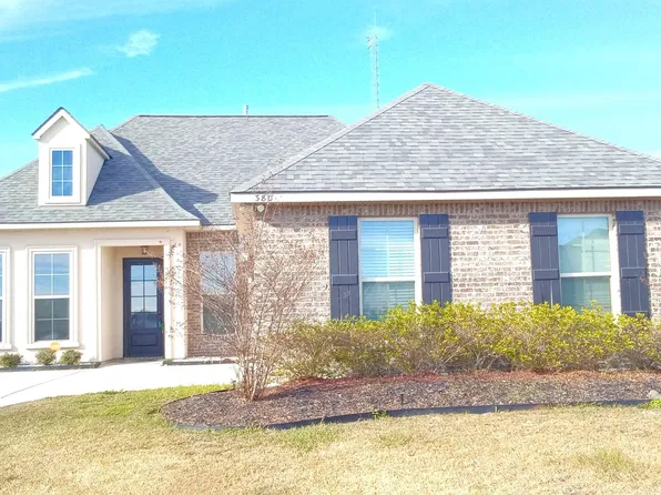 380 Lakehaven Dr, Gonzales, LA 70737