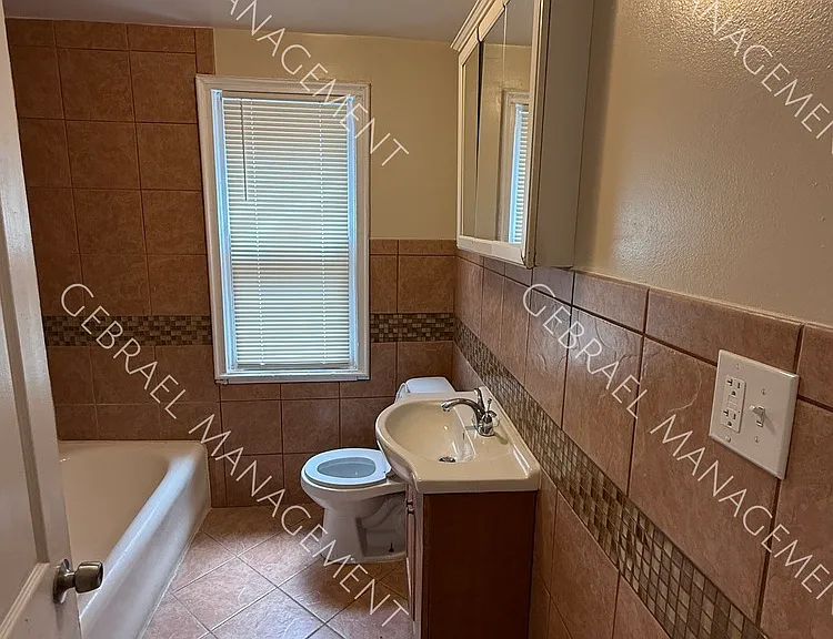 12686 Stoepel Ave — Photo 8