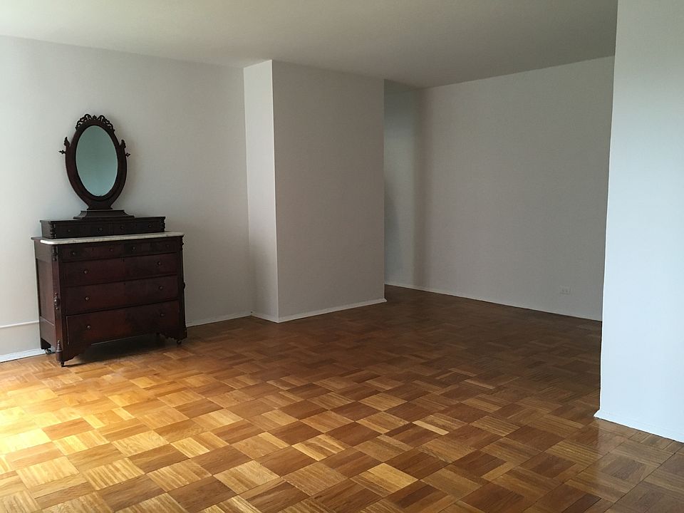1st image of 577 Grand St APT 502