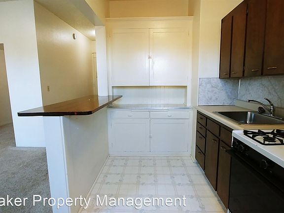 5th image of 315 N G St APT 202