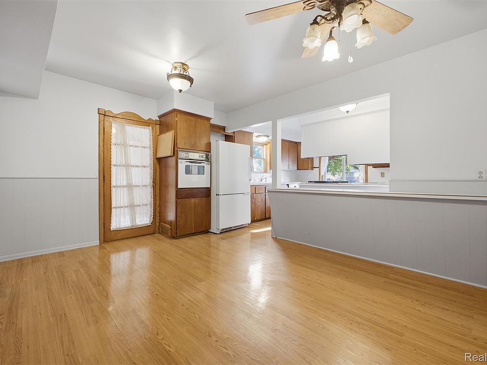 6466 N Lafayette St, photo 12