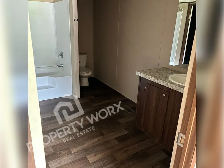 4815 Mike Ln — Photo 4
