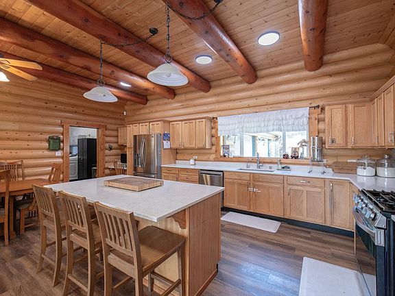 3rd image of 1905 Silver Ln
