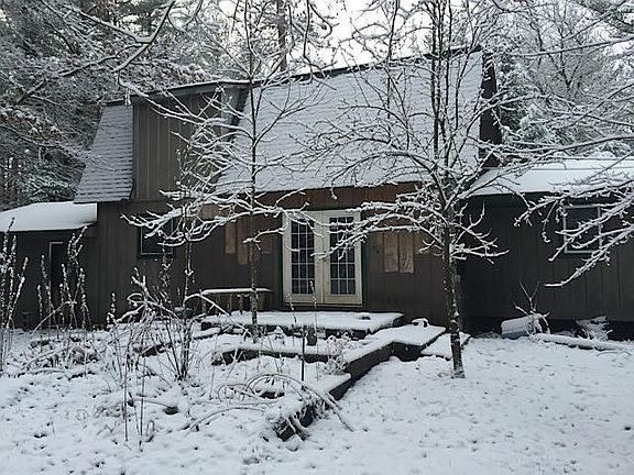 5th image of 211 Nash Dr