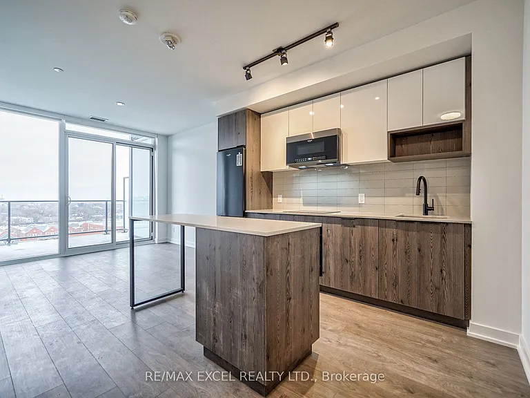 5 Defries St #1105 — Photo 11