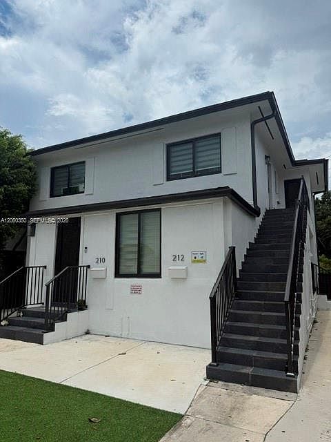 1st image of 210 Beacom Blvd #B