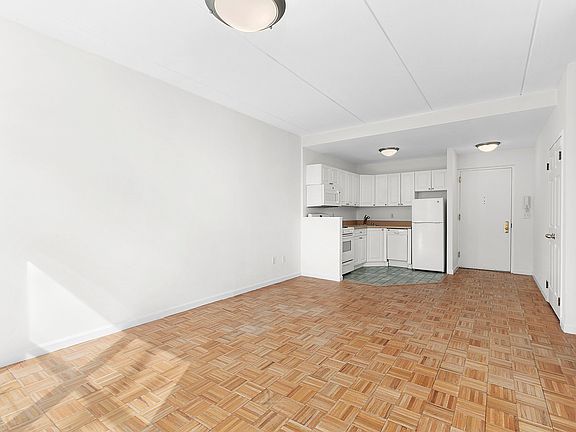 4th image of 129 Boerum Pl APT 4C