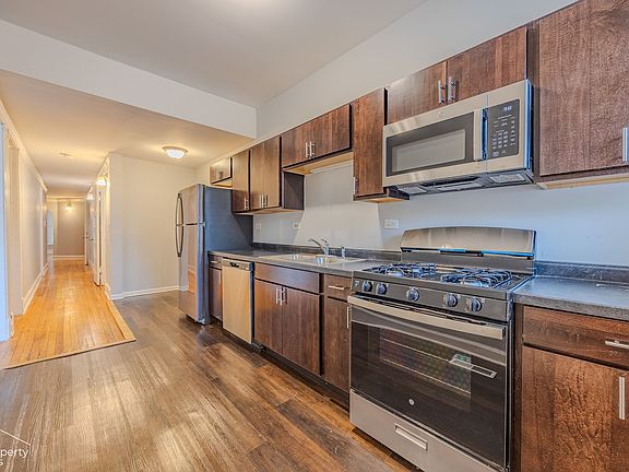 3rd image of 509 E 60th St #511-3