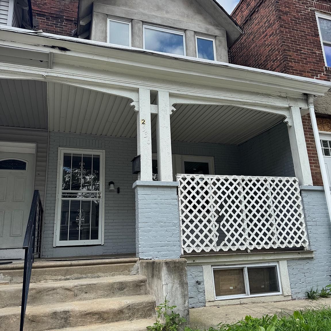 2536 S 61st St, Philadelphia, PA 19142 | Zillow