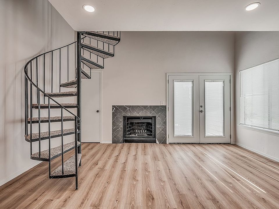 1st image of 11530 N May Ave #D207