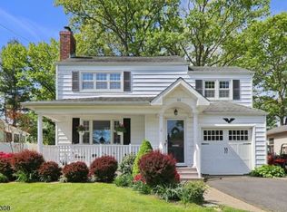33 Estelle Ln, Fanwood, NJ 07023