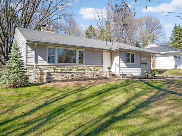 3932 W 58th St, Edina, MN 55424