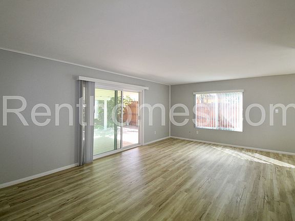 2nd image of 4575 Mount Bigelow Dr