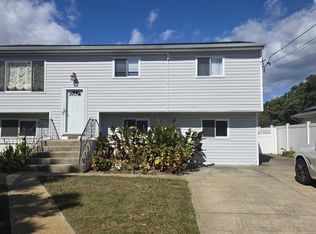 679 Commander Ave FLOOR 1, West Babylon, NY 11704