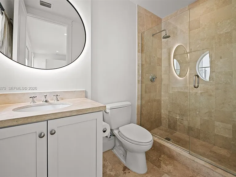 530 Valencia Ave #2 — Photo 29