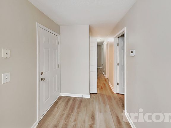 4th image of 141 Sara Cir