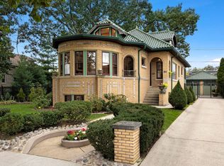 2824 Maple Ave, Berwyn, IL 60402