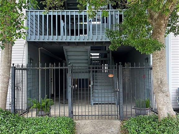 2nd image of 2866 Steamship Cir #1A