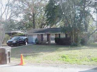 2913 Oakwood Dr, Tallahassee, FL 32304