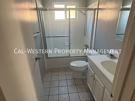 5th image of 4220 Payne Ave