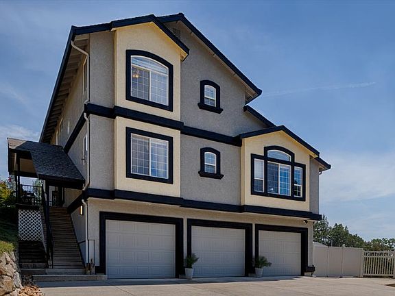 2nd image of 580 Gayl Dr