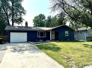 215 Brookside Dr, Jacksonville, IL 62650