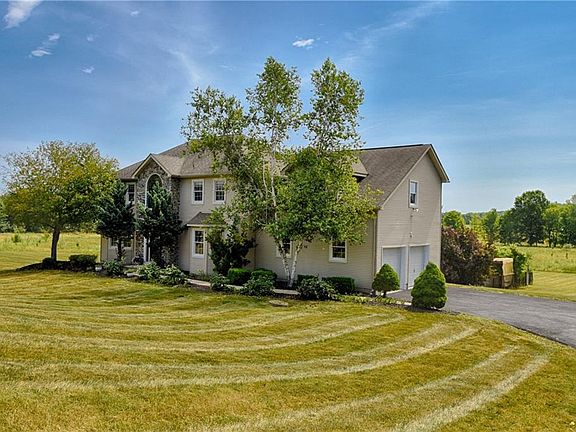 2nd image of 22 Jackson Ln