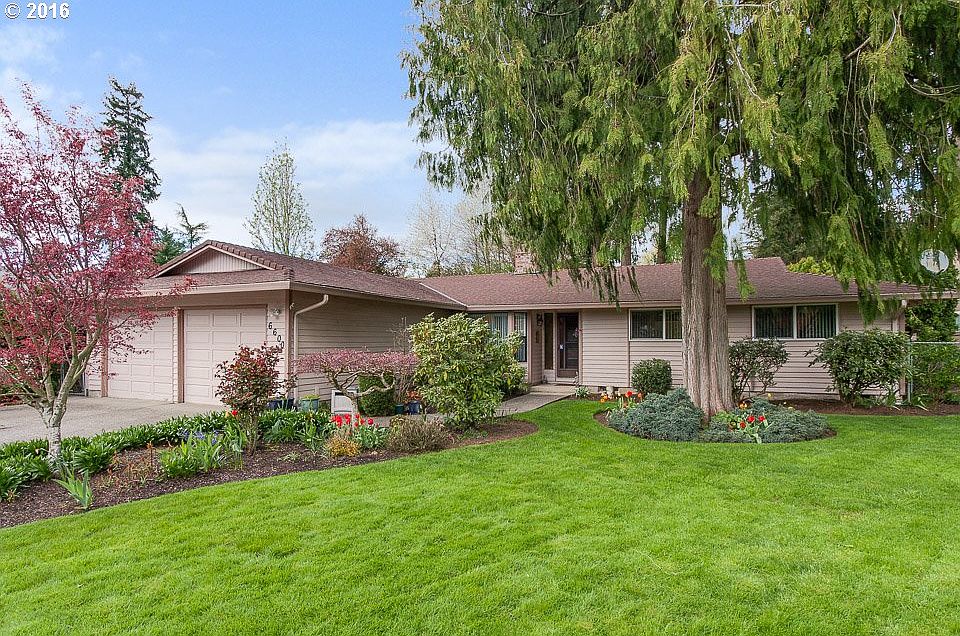 1st image of 6600 NE 68th Cir
