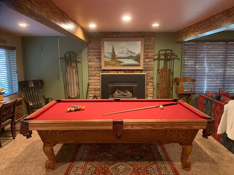 Building's Lounge