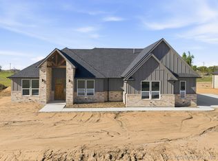 6146 Slim Pickens Ln, Marietta, OK 73448