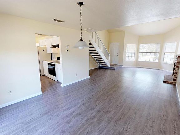 5th image of 3700 Terneuzen Ave
