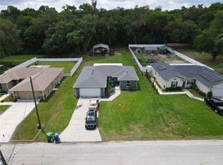 932 Barwick St, Wildwood, FL 34785