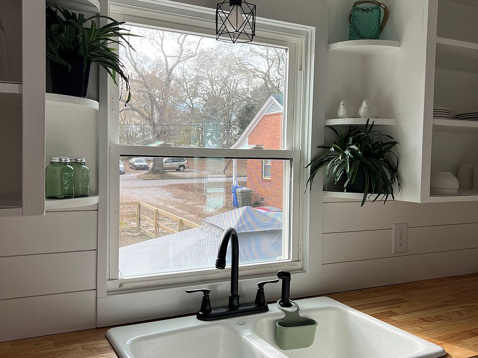 1st image of 506 Spring Ave #1
