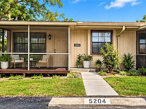 5204 Treetops DR #I, NAPLES, FL 34113