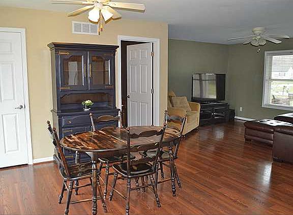 5th image of 907 Arrowhead Dr
