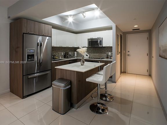 4th image of 5300 Paseo Blvd #812