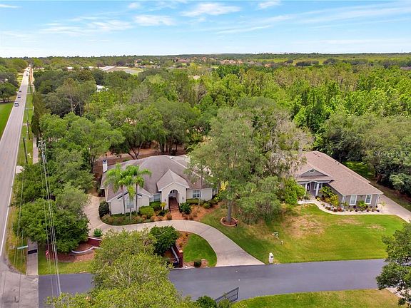 5th image of 7205 Millbrook Oaks Dr