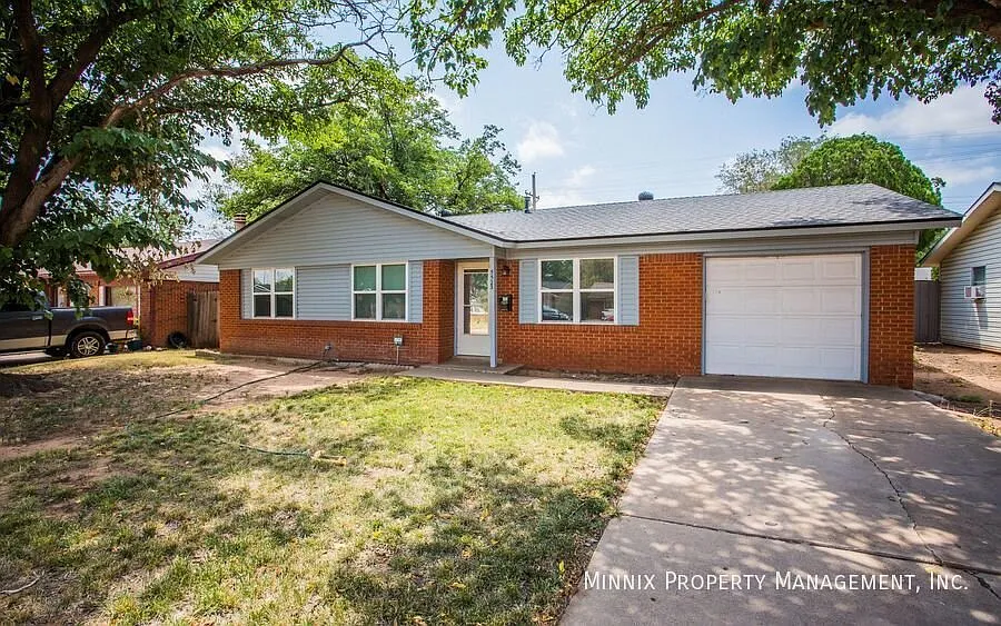 3 bedroom/ 2 bath | 5523 17th St. — Photo 2